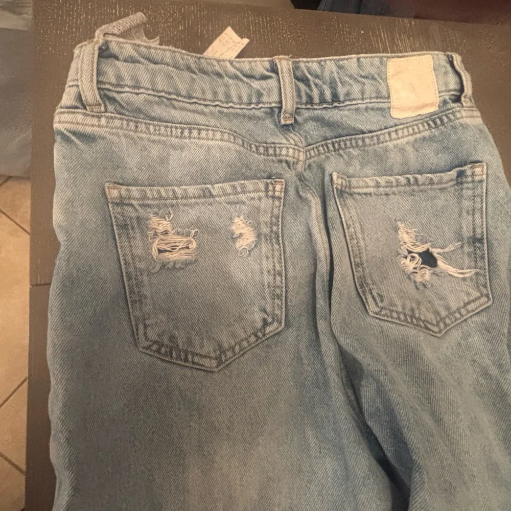 Zara High Rise Size 2 Jeans - Picture 5 of 6